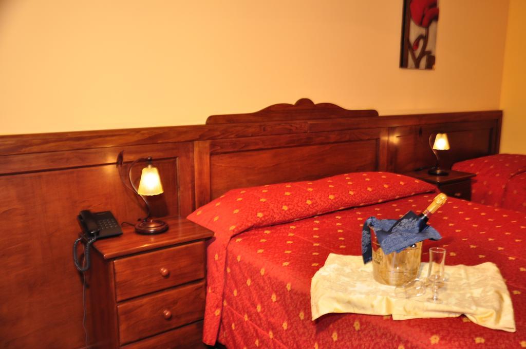Hotel Miramonti Gambarie dʼAspromonte Camera foto