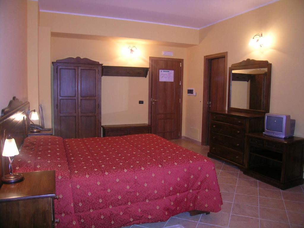 Hotel Miramonti Gambarie dʼAspromonte Esterno foto